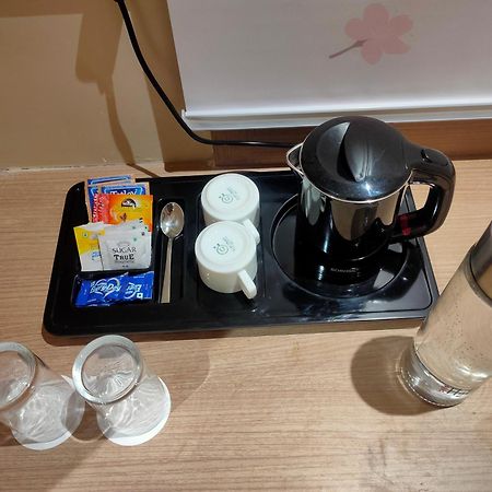 Hotel Mellow Mood ブバネーシュワル エクステリア 写真