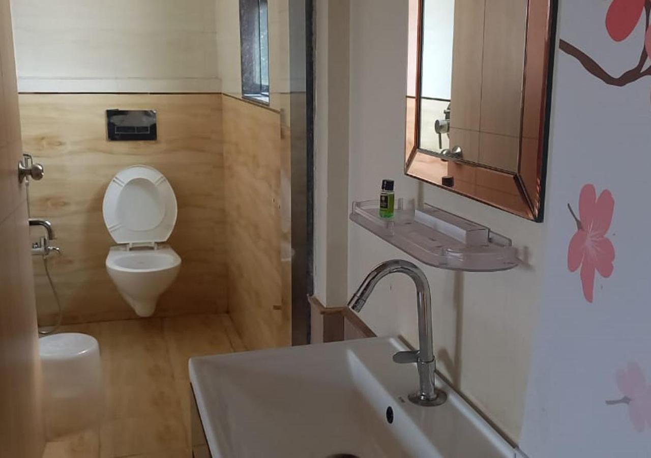 Hotel Mellow Mood ブバネーシュワル エクステリア 写真