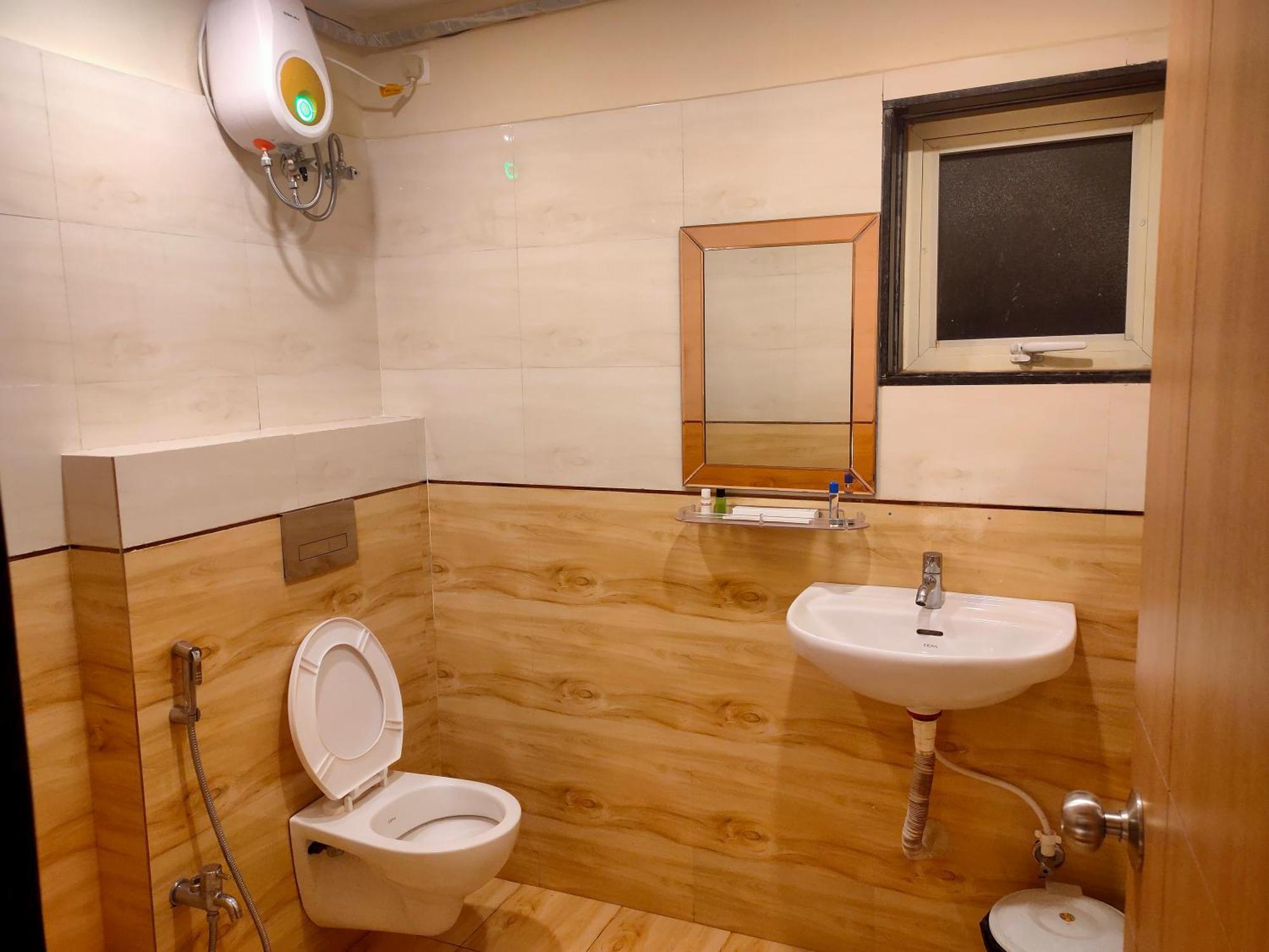 Hotel Mellow Mood ブバネーシュワル エクステリア 写真