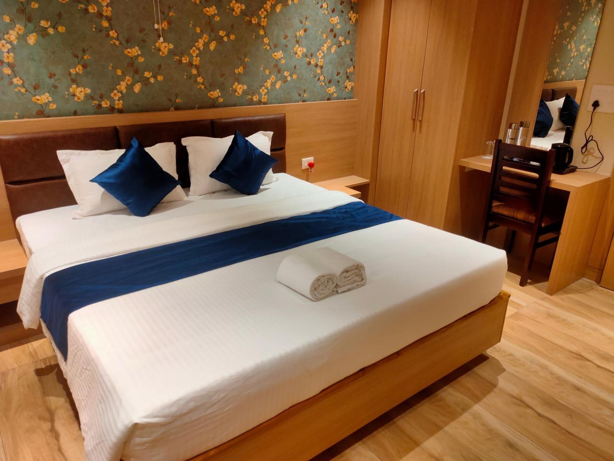 Hotel Mellow Mood ブバネーシュワル エクステリア 写真